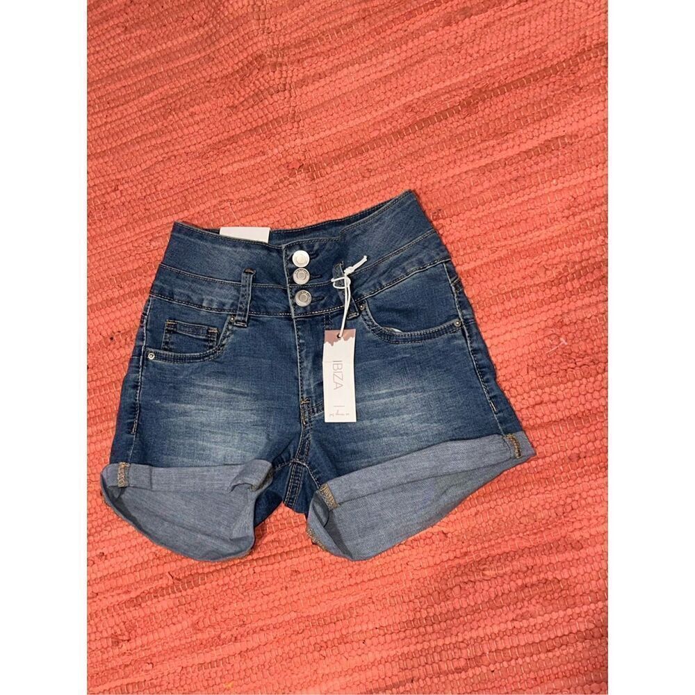 NEW WITH TAGS Ibiza high rise push up denim jean shorts in‎ Women’s Size 3 blue